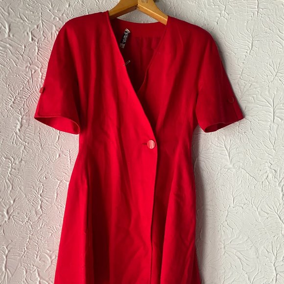 Joy Cherry Toronto Bold Red Button-Up Dress - Vintage Chic - Picture 1 of 4